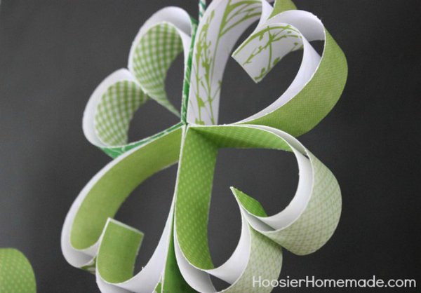 St. Patrick's Day Crafts: Paper Shamrocks